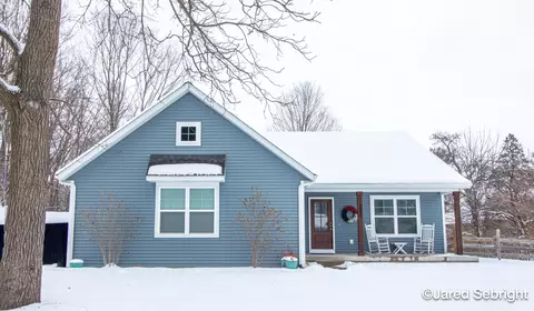 4837 Leonard St, Coopersville, MI 49404
