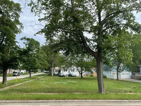 308 E River St, Spring Lake, MI 49456 photo 6