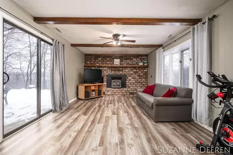 714 W State St, Belding, MI 48809 photo 15