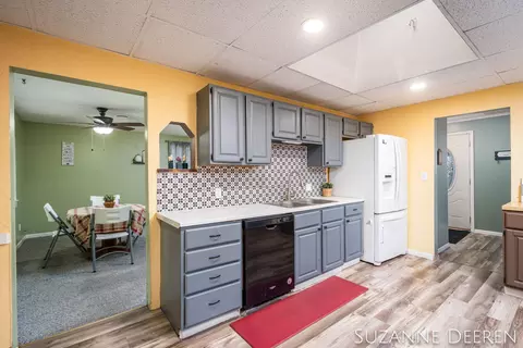 714 W State St, Belding, MI 48809 photo 10