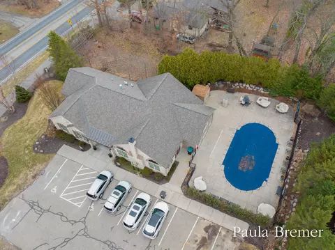 Exterior - 856 Bridge Crest Dr SE, Ada, MI 49301 photo 4 of 4