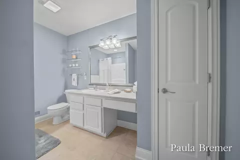 Bath - 856 Bridge Crest Dr SE, Ada, MI 49301 photo 2 of 3