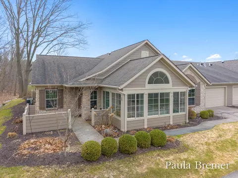 Exterior - 856 Bridge Crest Dr SE, Ada, MI 49301 photo 2 of 4
