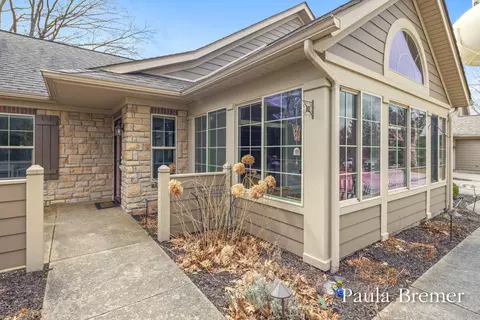 Exterior - 856 Bridge Crest Dr SE, Ada, MI 49301 photo 3 of 4