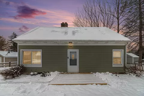 4304 Bond Ave, Holt, MI 48842