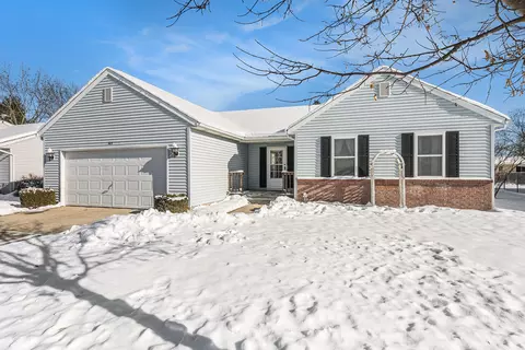385 Cynthia St, Galesburg, MI 49053