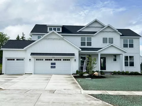 1710 Round Barn Dr, Hudsonville, MI 49426