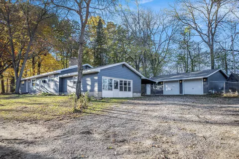 13774 Shaftsburg Rd, Perry, MI 48872