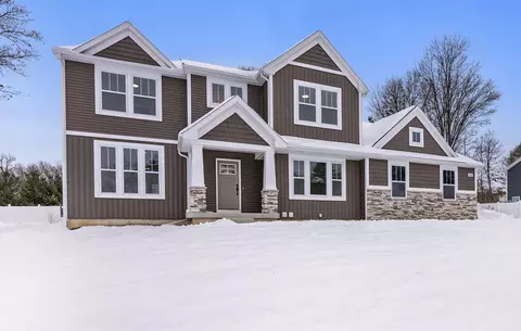5928 Boxthorn Trl, Kalamazoo, MI 49009