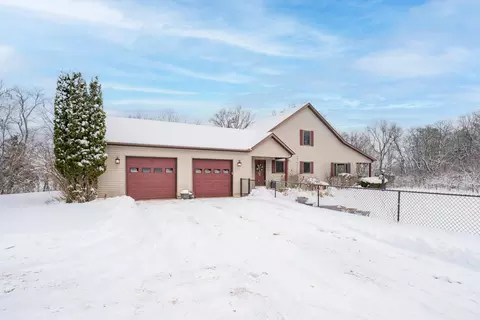 12344 Warner Rd, Plainwell, MI 49080