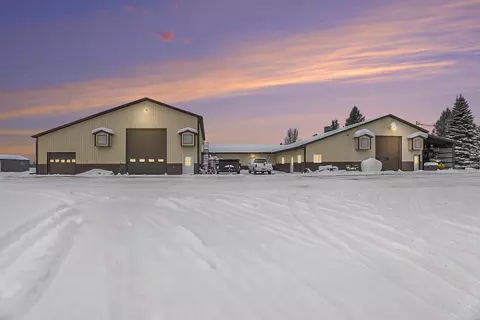 9941 210th Ave, Reed City, MI 49677