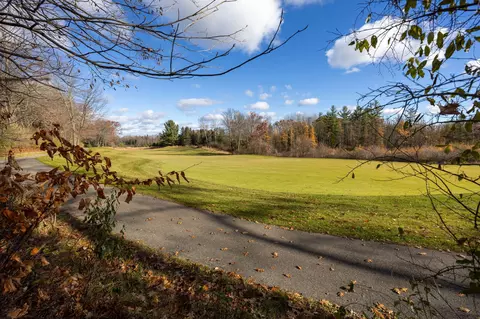 6054 Dublin Dr, Stanwood, MI 49346