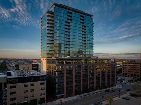 144 Oakes St SW #2103, Grand Rapids, MI 49503