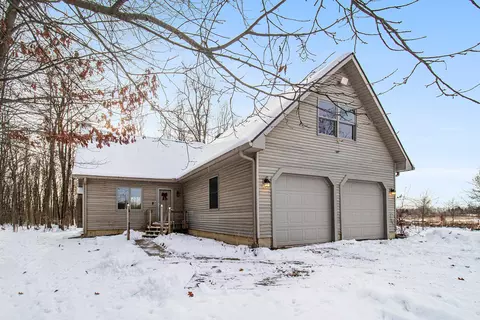 12164 Wisner Hwy, Clinton, MI 49236