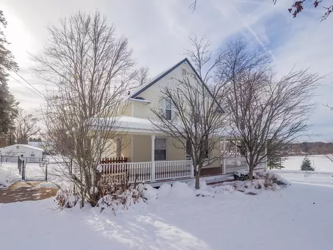 1706 144th Ave, Dorr, MI 49323 photo 2