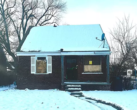 8907 Cloverlawn St, Detroit, MI 48204