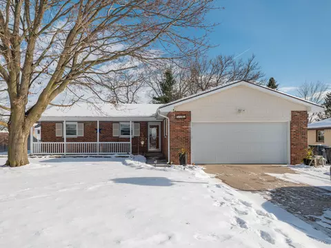 7525 Woodcrest St, Portage, MI 49024