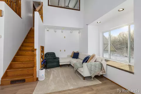 Living - 1067 Somers Rd, Lyons, MI 48851 photo 2 of 2