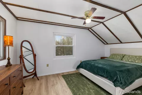 Bedroom - 1067 Somers Rd, Lyons, MI 48851 photo 1 of 1