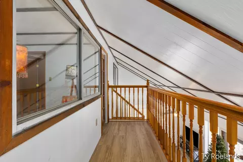 Entry Way - 1067 Somers Rd, Lyons, MI 48851 photo 1 of 1