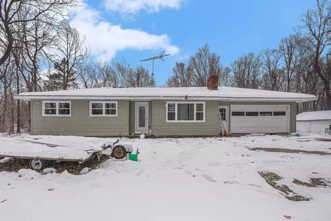 47404 Red Arrow Hwy, Lawrence, MI 49064
