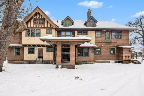 Exterior - 542 A St, Jackson, MI 49201 photo 3 of 7