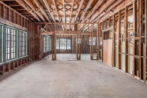 Other - 542 A St, Jackson, MI 49201 photo 4 of 31