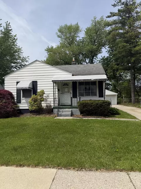 21819 Shakespeare Ave, Eastpointe, MI 48021