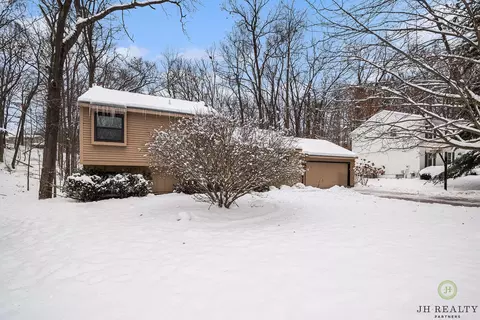 446 Adaway Ave SE, Ada, MI 49301 photo 7