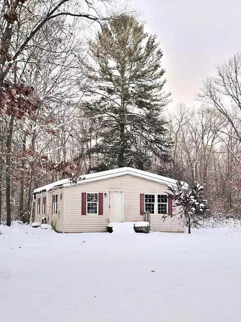3029 Primrose Pl, Allegan, MI 49010