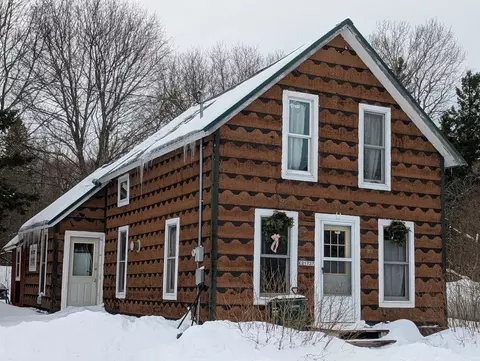21737 Wilson St, Grand Marais, MI 49839