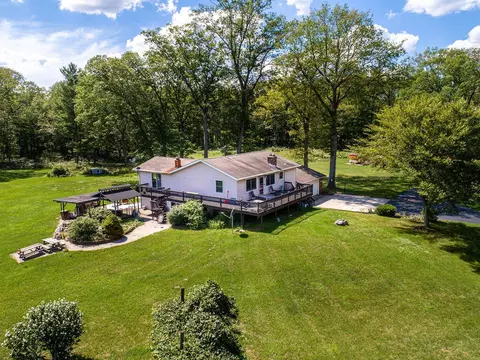 3175 Strand Rd, Muskegon, MI 49445