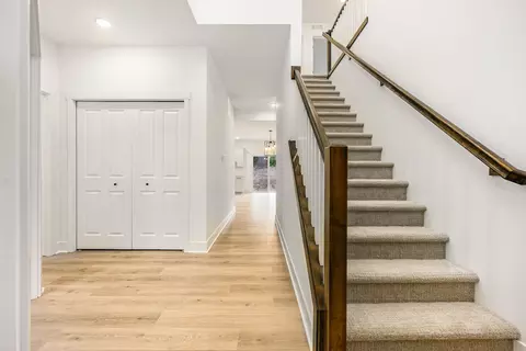 5978 Boxthorn Trl, Kalamazoo, MI 49009