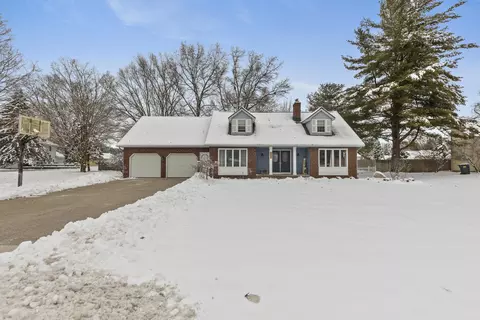 3031 Rapidfall Ct NE, Belmont, MI 49306