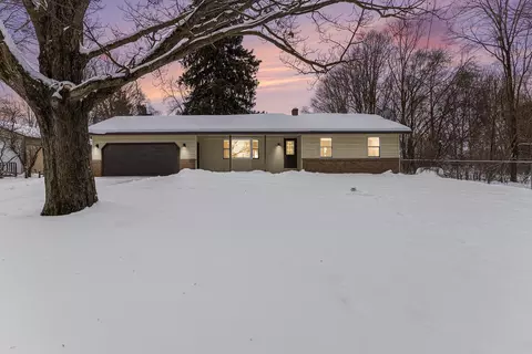3030 Newell St, Burnips, MI 49314