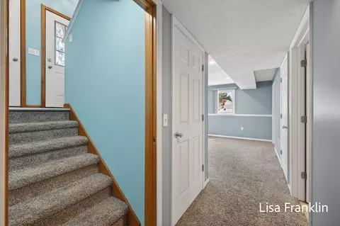 5541 Eric St, Allendale, MI 49401 photo 38