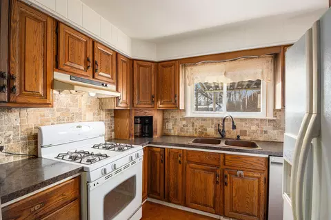 100 Burt Ave, Jackson, MI 49201 photo 10