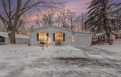 5363 Chickadee Dr NE, Belmont, MI 49306