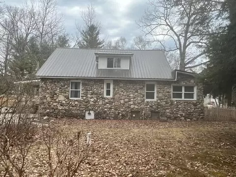 Exterior - 2053 W Parklane, White Cloud, MI 49349 photo 5 of 6