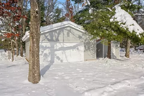 6946 S Lakeview Ave, Idlewild, MI 49642 photo 5