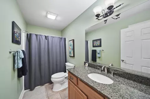 Bath - 3404 Belgian Cir, Jackson, MI 49203 photo 1 of 6
