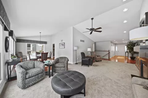 Living - 3404 Belgian Cir, Jackson, MI 49203 photo 4 of 4