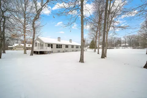 Exterior - 3404 Belgian Cir, Jackson, MI 49203 photo 3 of 6