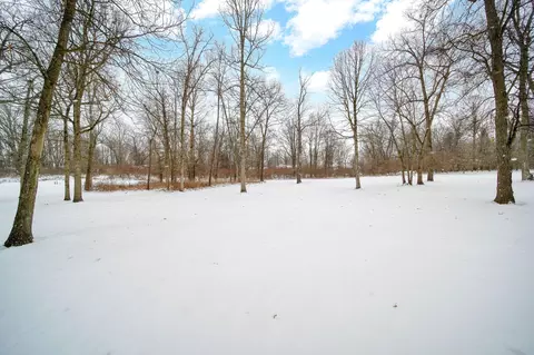 Exterior - 3404 Belgian Cir, Jackson, MI 49203 photo 4 of 6