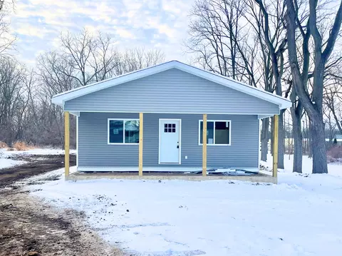 1422 Cooper St, Jackson, MI 49202