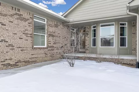 3806 Partagas Dr #48, Sterling Heights, MI 48310