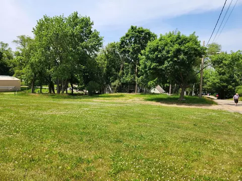 3918 Ash St, Kalamazoo, MI 49001