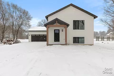 4346 Leverette St, Marne, MI 49435