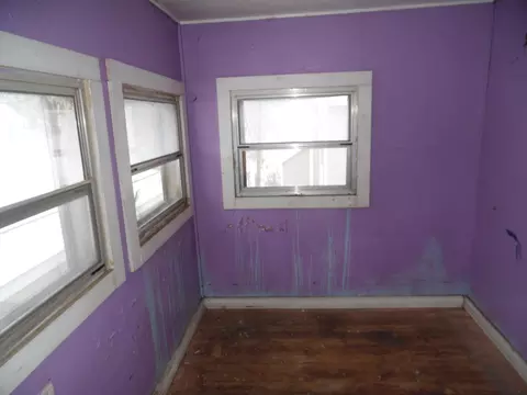Bedroom - 112 Lincoln Ct, Jackson, MI 49203 photo 1 of 3