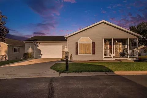 5305 Cobblefield Ln, Kalamazoo, MI 49004